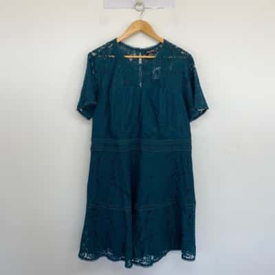 City Chic Jade Lace Ravish Dress Size M 