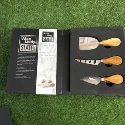 Alex Liddy Slate & Co Cheese Knife Set (New in Box)
