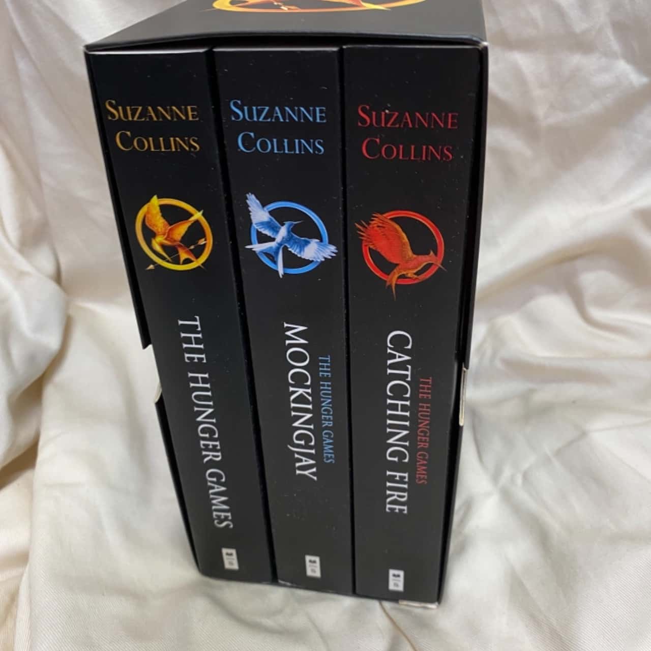 The Hunger Games Suzanne Collins x3(s)