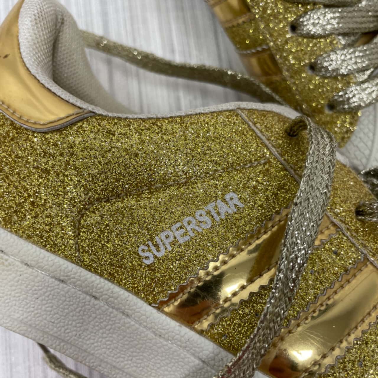 Adidas Superstar Gold Glitter 2020 Lace Up Pumps / Running Shoes Size