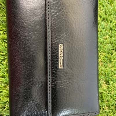  Womens Art Rolan black leather wallet 