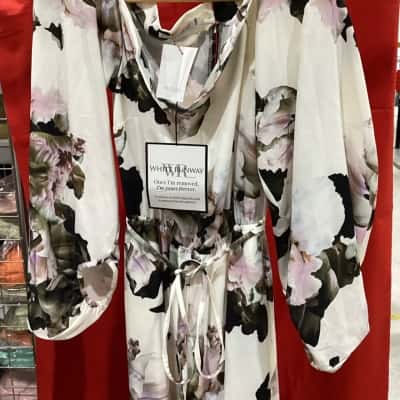 Pasduchas size 12 floral Pantsuit