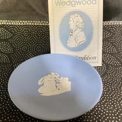 Wedgwood brand small decorative plate
