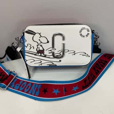 BNWOT Marc Jacobs X Peanuts Snoopy Snapshot Cross Body Bag 