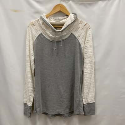 Kathmandu Women's Comfy Top Size 14 Grey / Off White 