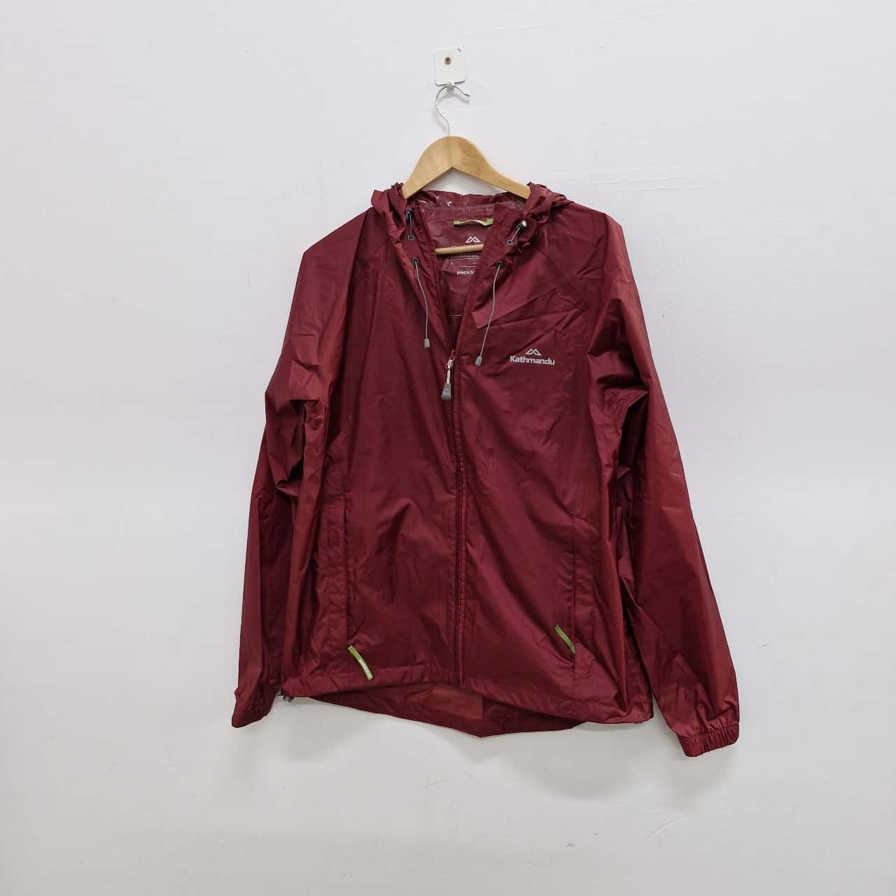 Kathmandu Womens Size S Front Zipper / Raincoat Maroon (s)