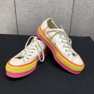 Converse   Size 6 Multicoloured 