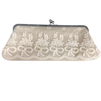  Creatively Active Minds Lace Clutch Natural 