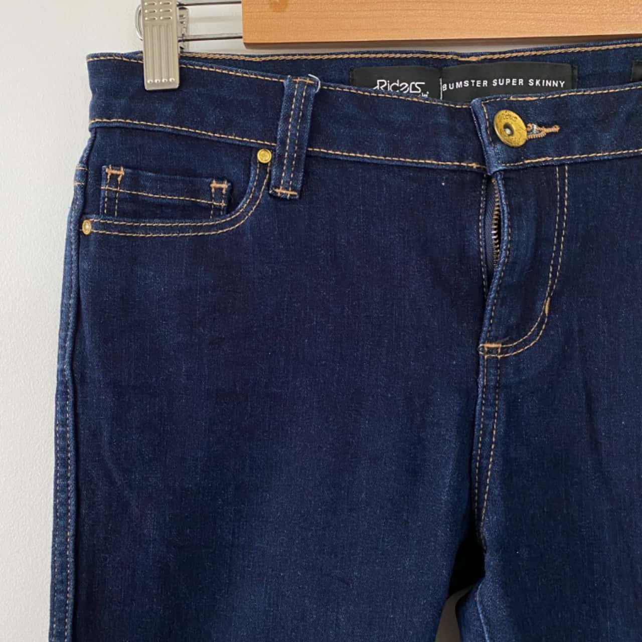 riders bumster skinny jeans