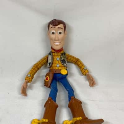 COLLECTABLE TOY STORY WOODY DOLL