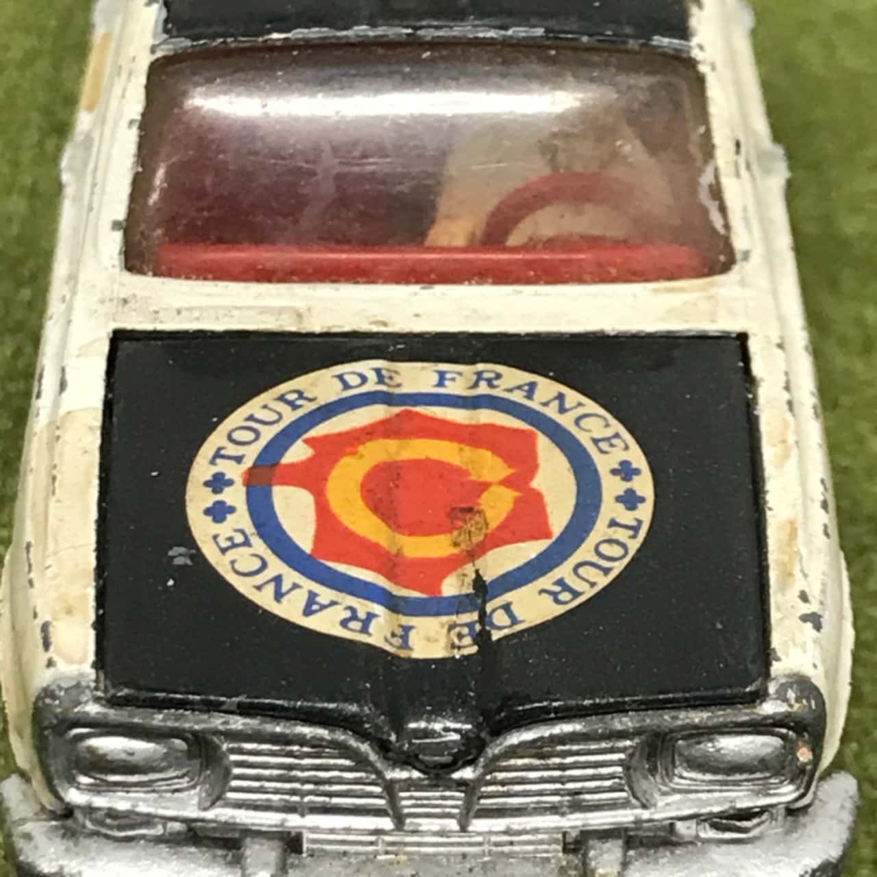 【中古】CORGI TOYS RENAULT 16 TOUR DE FRANCE s-l400.jpg