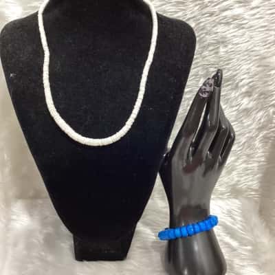  Unisex Beaded Bracelet / Necklace Blue / White 