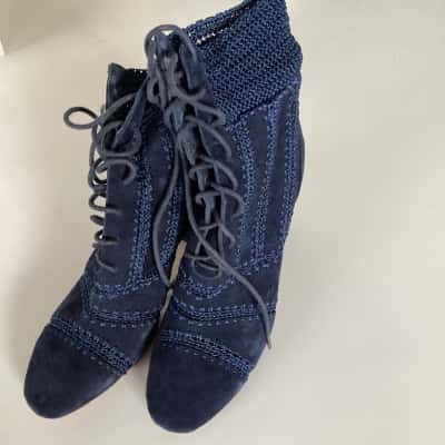 Mollini Womens  Size 39 Navy Blue boots