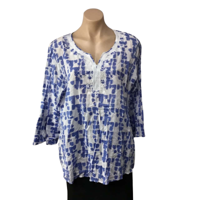 Equus Womens Size 14 Blue / White Pattern / Embroidered Trim 3/4 Sleeve Top