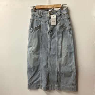 Refuge Womens  Size 8 A-Line midi Skirt Blue  (k)