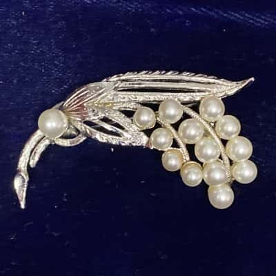 Vintage Faux Pearl Brooch