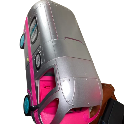 the L.O.L. Surprise! O.M.G. 4-in-1 Glamper in metallic silver and pink L.O.L. Surprise! O.M.G. 4-in-1 Glamper Metallic Silver Playset.