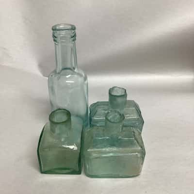 Vintage Mini Bottles Pale UV Glow 365 nm