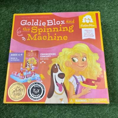 Goldie Blox and the Spinning Machine - Construction Building Toy by GolieBlox Engineering