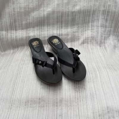  Ghanda Black Stap with Cute Bow Detail / Slip on Slides/ Toe Post /Sandals Size 40 - Brand New