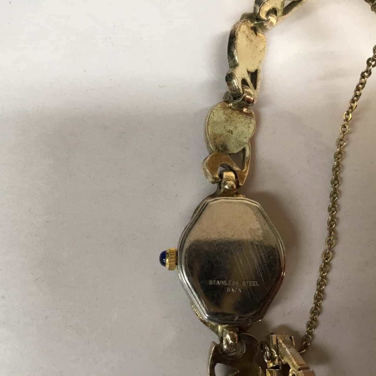 Womens vintage Classique Quartz Watch Oval Opals (s)