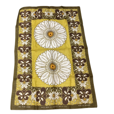 Vintage Tea Towel Daisy Daisy  NWOT