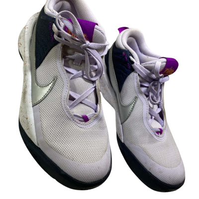 Nike Kids  Size 3.5 Nike Team Hustle  'Barely Grape