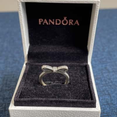 Pandora Womens Bow Ring Silver 