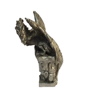 Dragon Sculpture Approx 14 x 8cm