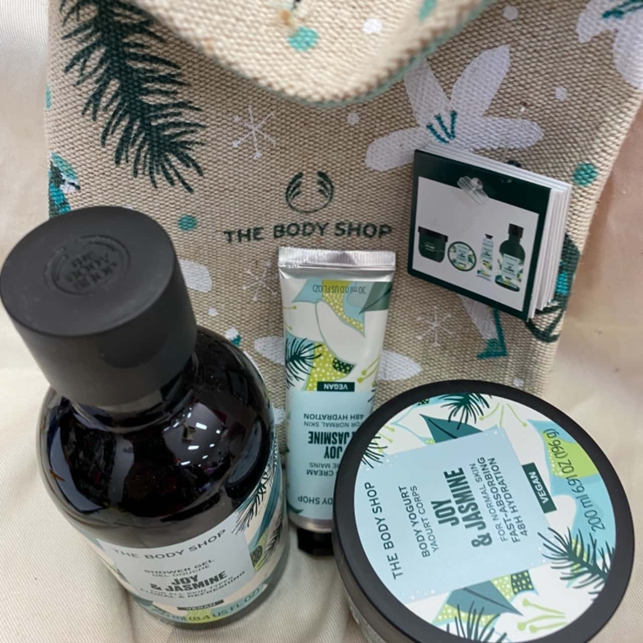 The body shop Joy & Jasmine Essential Gifts 3pc(s)