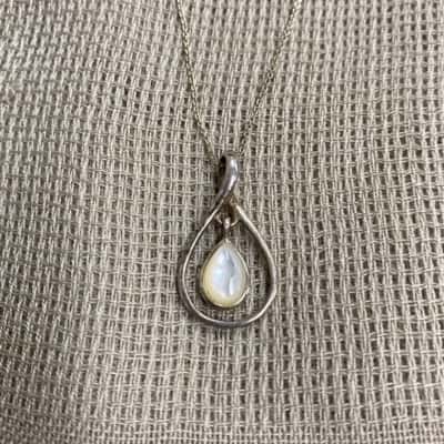  Womens 925 Silver with White Stone Pendant on 925 Silver Chain