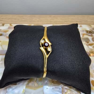 Vintage Gold-Tone Bracelet with Red & Clear Rhinestones – Art Deco Revival 1980s