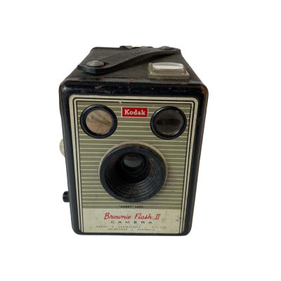Kodak - Brownie Flash II. Made in England - for Kodak 620 Films. 