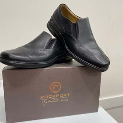 Rockport Mens  Size 10 Dress shoes Black  