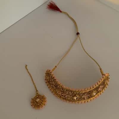 Traditional Pink & Gold Choker & Maang Tikka Set