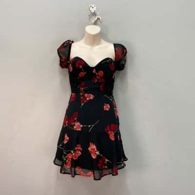 White Fox Womens  Size S Mini Dress Black  / Red Roses