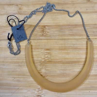 ELK Yellow Translucent U-Shaped Necklace