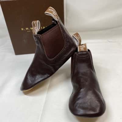 R.M. Williams baby  Size L Booties Brown 