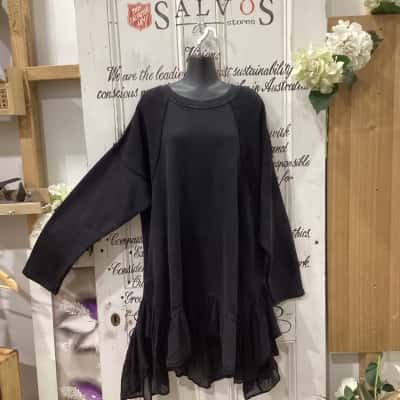 Free People Brand! BNWT RRP $148.00 USD!! Womens  Size XL Babydoll Dress / Long Sleeve Dress / Midi Dress Black  