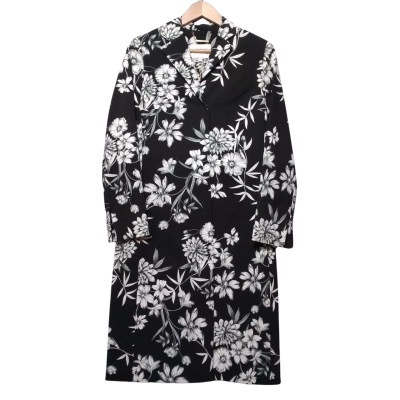 Anthea Crawford Women's  Size 8 Black and White Floral Coat
