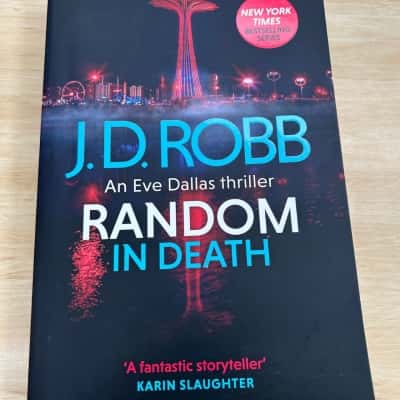 J.D Robb, Random in Death 