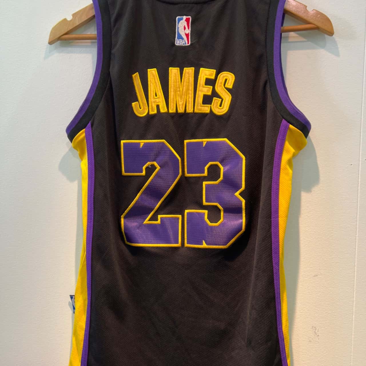 lebron james size 12