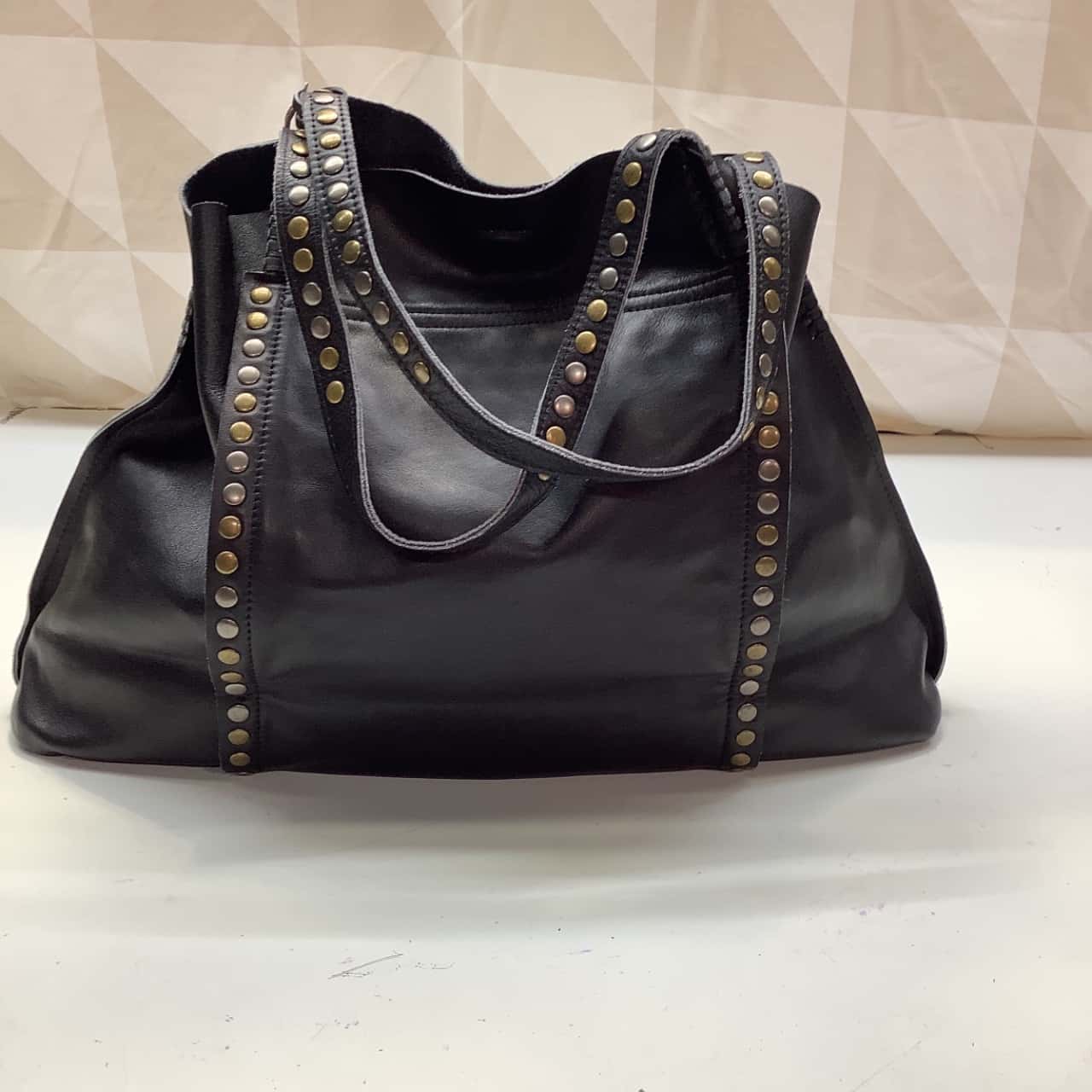 the trend black leather purse