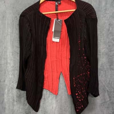 Taking Shape Womens  Size 16 Long Sleeve Top Black  / Orange 