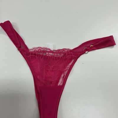 Vamp Womens Size 16E Bra and Size 16 underwear Pink  