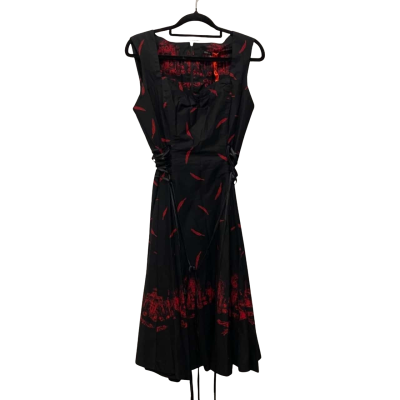 BNWT Hell Bunny Womens  Size M Sleeveless Dress  Black  / Red Feather