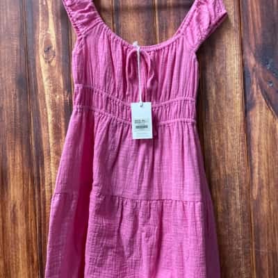 Ghanda  Size M Pink  dress new 