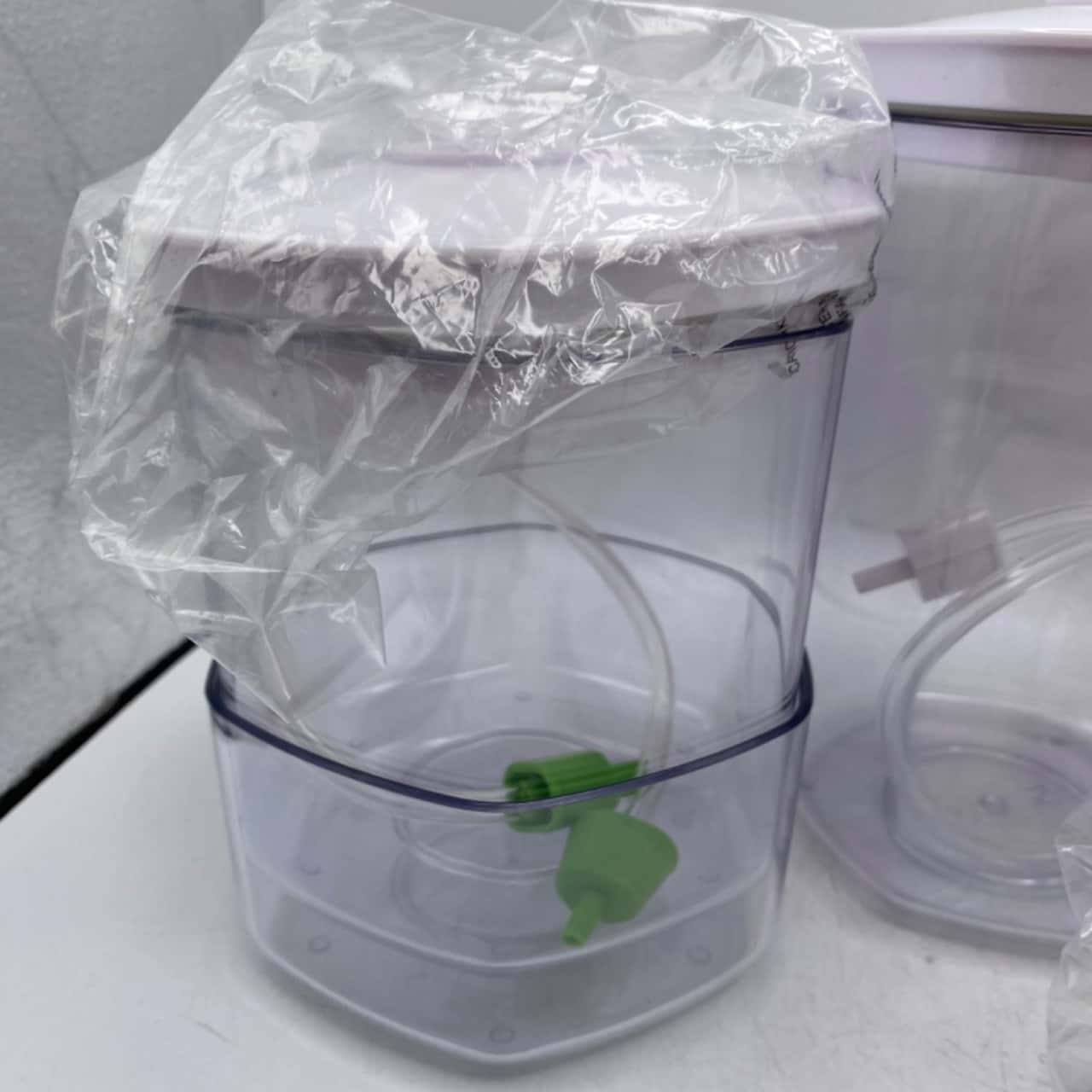 NWOT Set 4 Proline Vacuum Canister Set RRP 691697240(s)