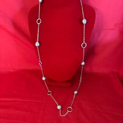  Women’s Silver Tone Chain Necklace featuring Faux Grey Pearls & Circular Accents 