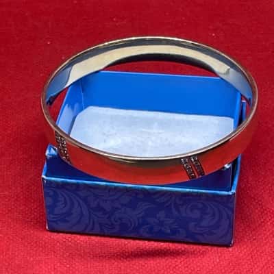  Womens Bangle NOT SOLID GOLD read desc